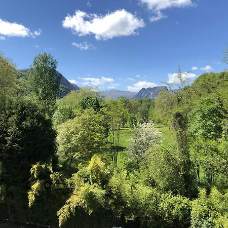 Les Gites De Sylvie Ussat Exterior foto